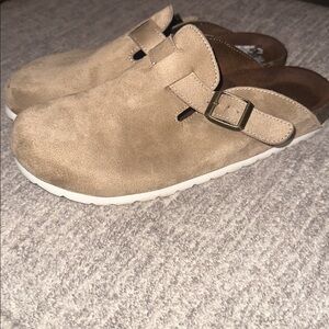Cliffs by White Mountain suede slip-on buckled clogs
